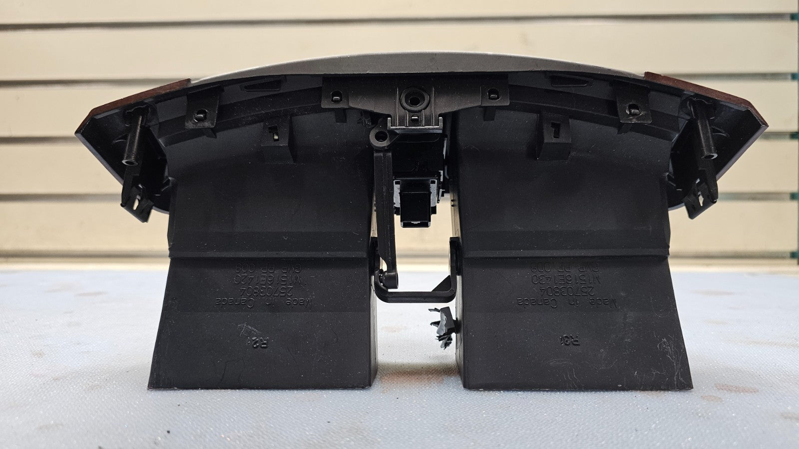 🔥03-07 CADILLAC CTS SRX CENTER DASH AIR VENT HEATER CONDITIONING BEZELTRIM WOOD