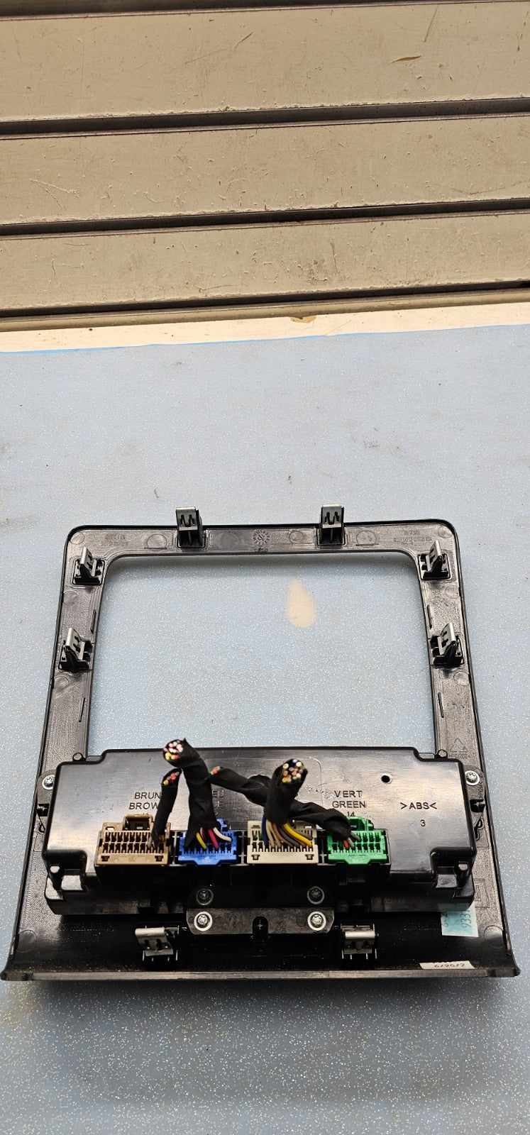 🔥13-17 Traverse Dash FM Radio Display Receiver AC Climate Control Bezel Silver