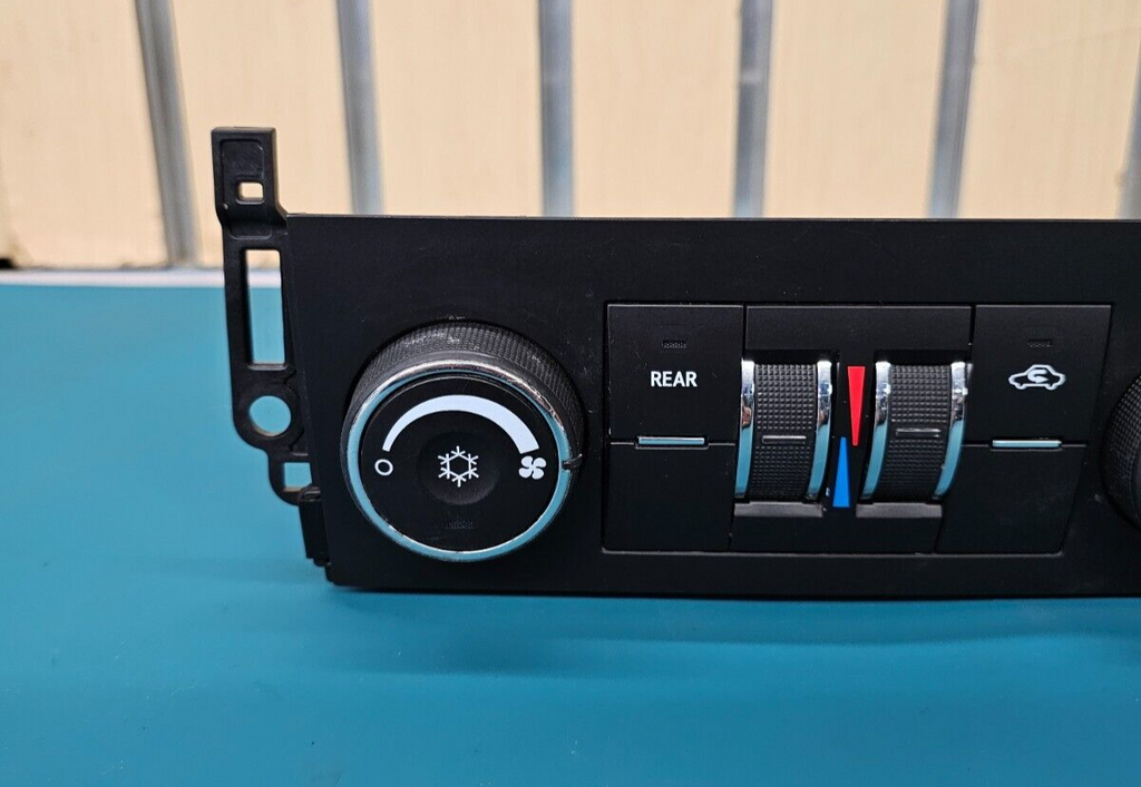 🔥10-14 SUBURBAN TAHOE REAR HEATER TEMPERATURE CLIMATE CONTROL PANEL CONDITIONER
