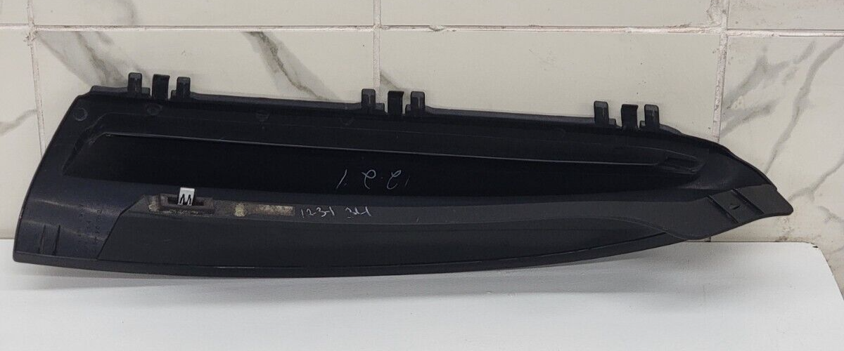 🔥2007-2014 CADILLAC ESCALADE REAR LEFT SIDE D PILLAR PANEL TRIM COVER BLACK