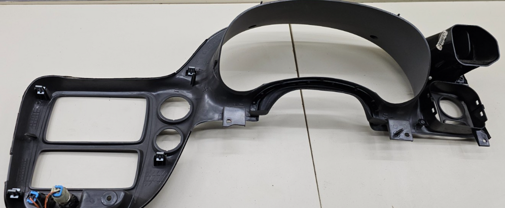02-09 Trailblazer Dash Instrument Cluster Speedometer Bezel Trim Panel Gray C10
