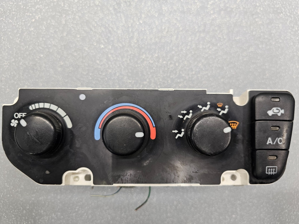 97-01 Honda CR-V Dash AC Heater Temperature Climate Control Air Conditioner OEM