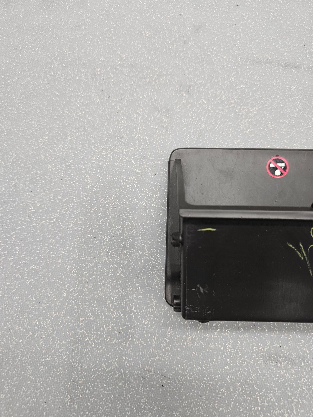 03-08 Toyota Corolla Matrix Dash Storage Compartment Coin Tray Black OEM/TC
