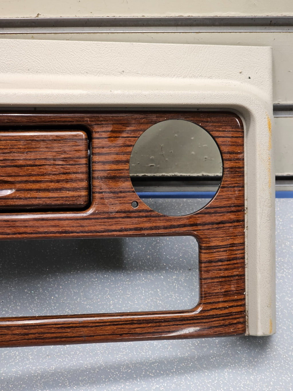🔥03-06 Escalade Dash AM FM Radio Bezel Trim Instrument Panel Assembly woodgrain