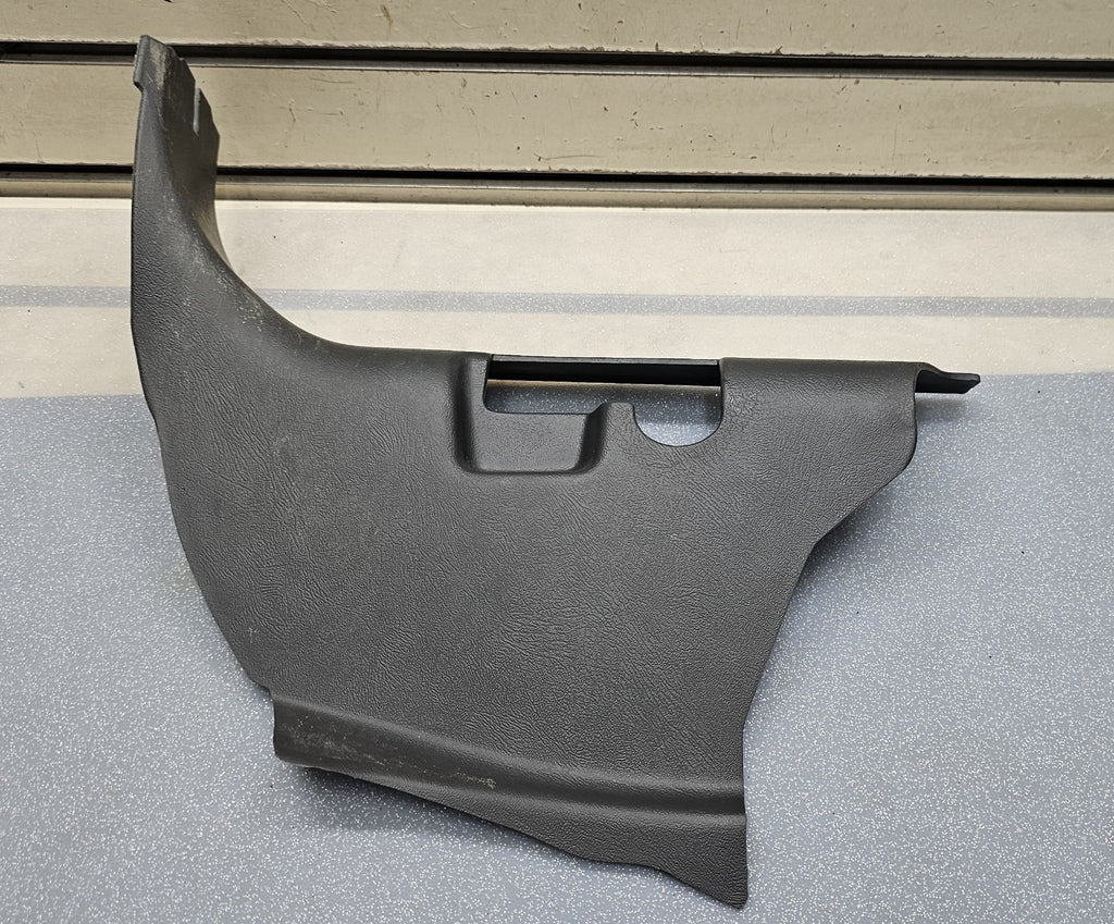 🔥99-06 SILVERADO SIERRA LEFT DRIVER KICK LOWER TRIM PANEL HOOD PROP BLACK