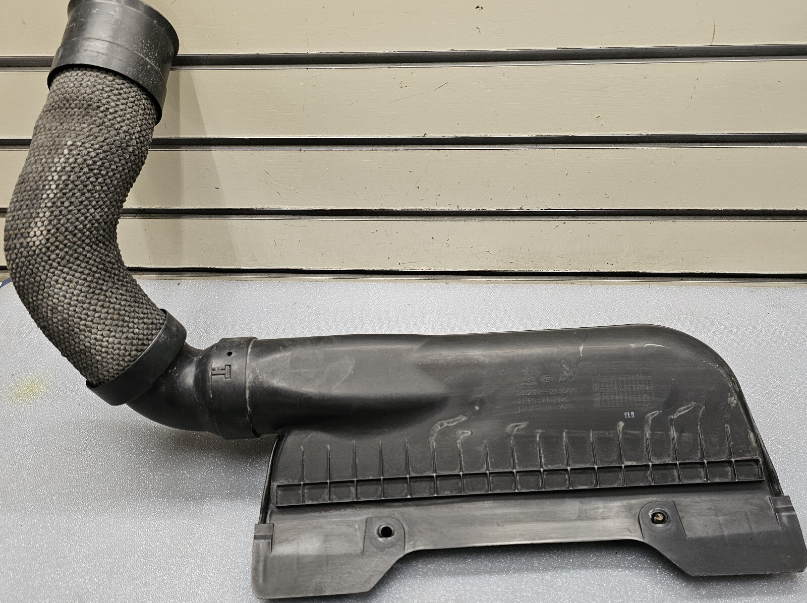 🔥2006-2010 Hyundai Elantra Air Duct Air Intake Cleaner Hose Tube Assembly OEM