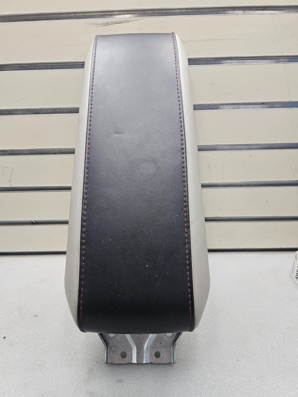 🔥10-15 Chevy Equinox GMC Terrain Center Console Lid ARMREST ASSEMBLY BLACK/GRAY