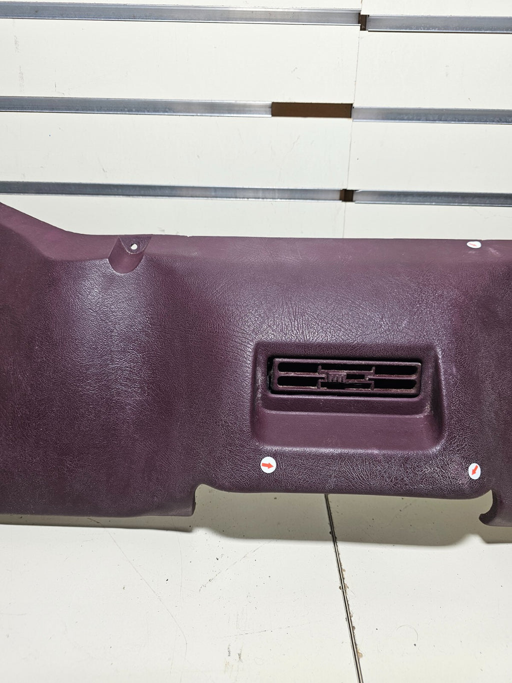 🔥95-99 CHEVY GMC TRUCK CK INSTRUMENT PANEL DASH KNEE BOLSTER PANEL RED OEM