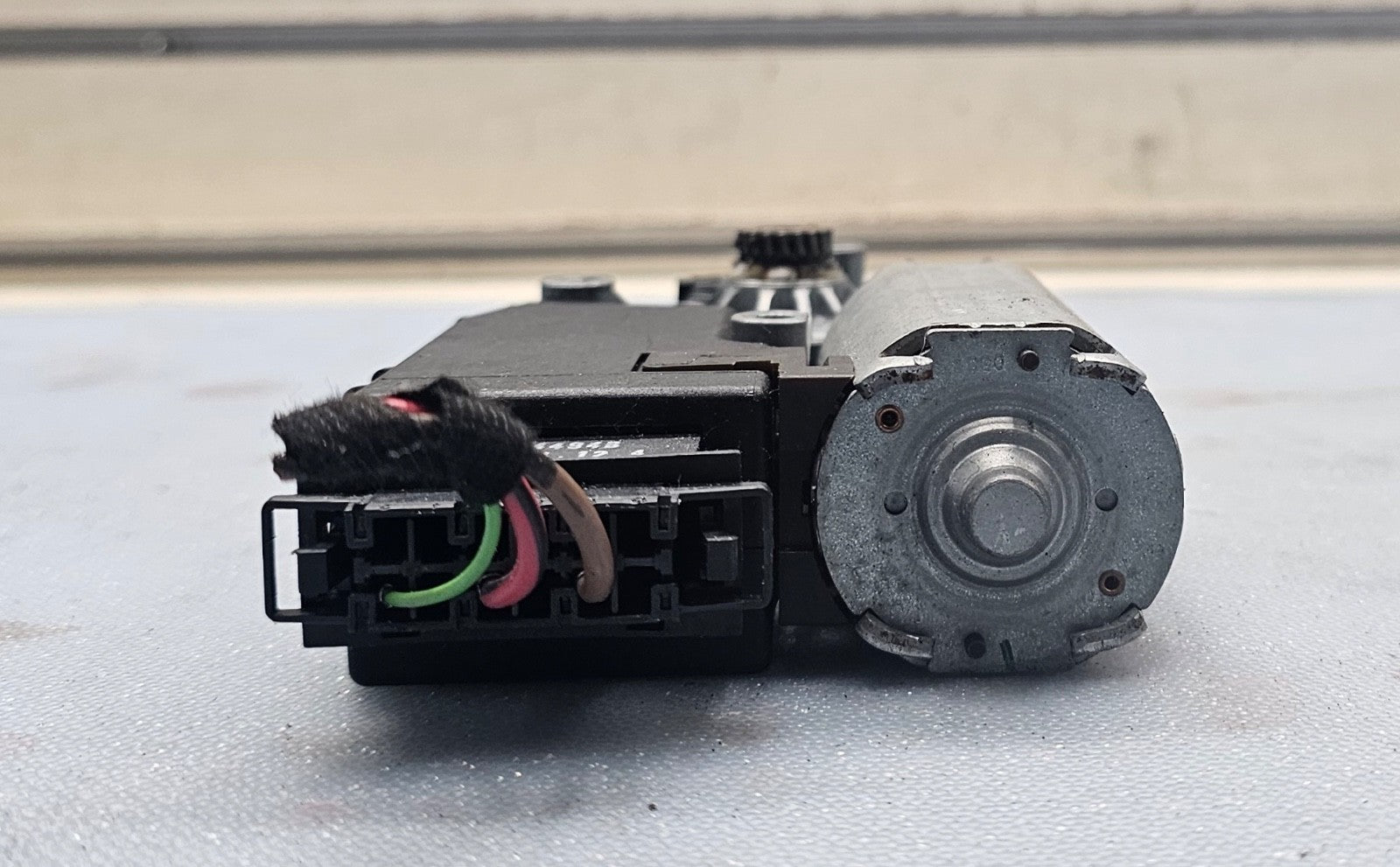 07-16 VOLKSWAGEN EOS Sun Roof Sunroof Motor Actuator OEM