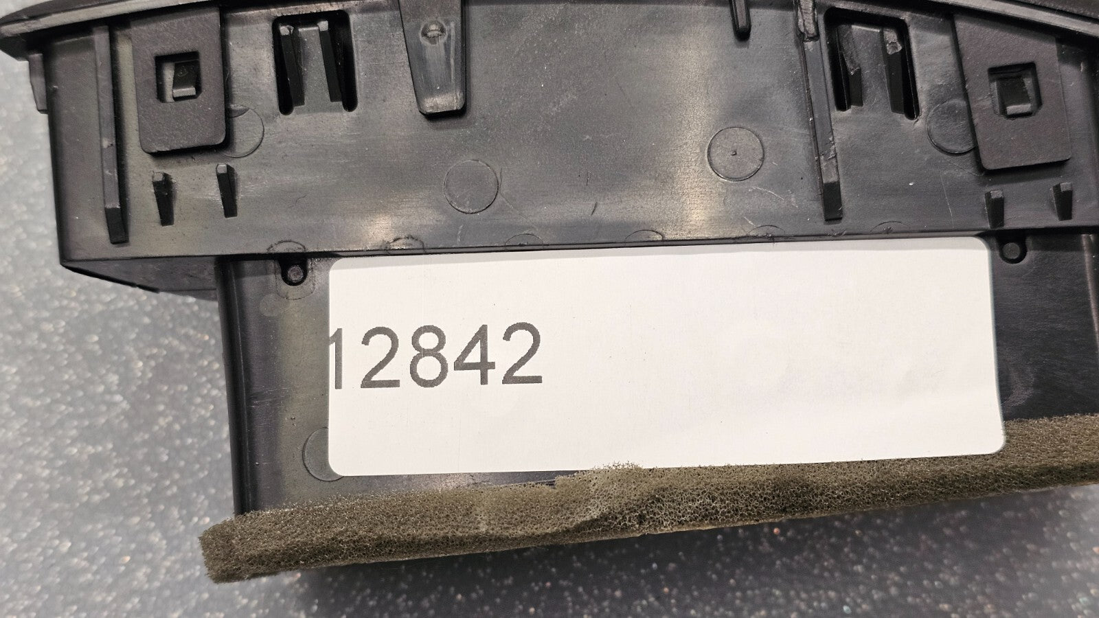 🔥 08-11 Ford Focus Dash Left Driver Air Vent A/C AC Heater Panel Black