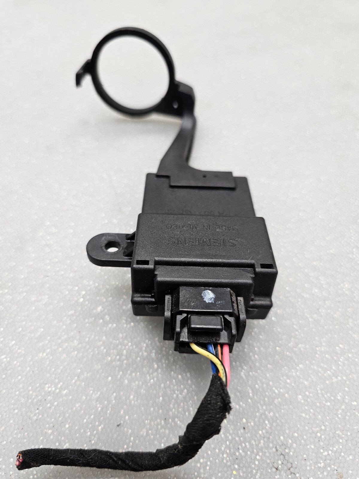 99-04Grand Cherokee 01-03Caravan Ignition Switch Immobilizer Module Control Unit