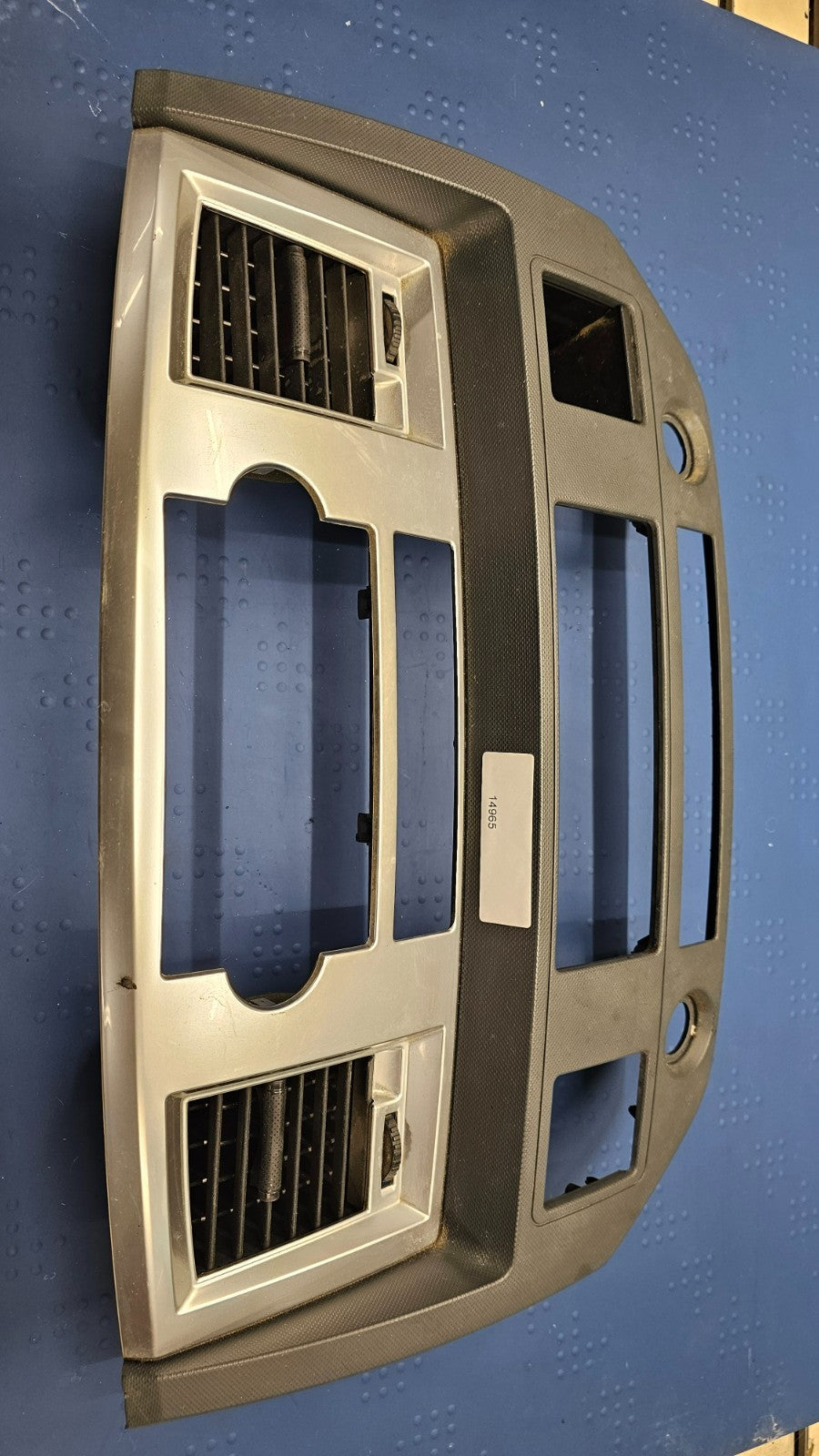 🔥06-08 Dodge RAM Dash RADIO Stereo Bezel Climate Trim Panel Silver/Grey B11