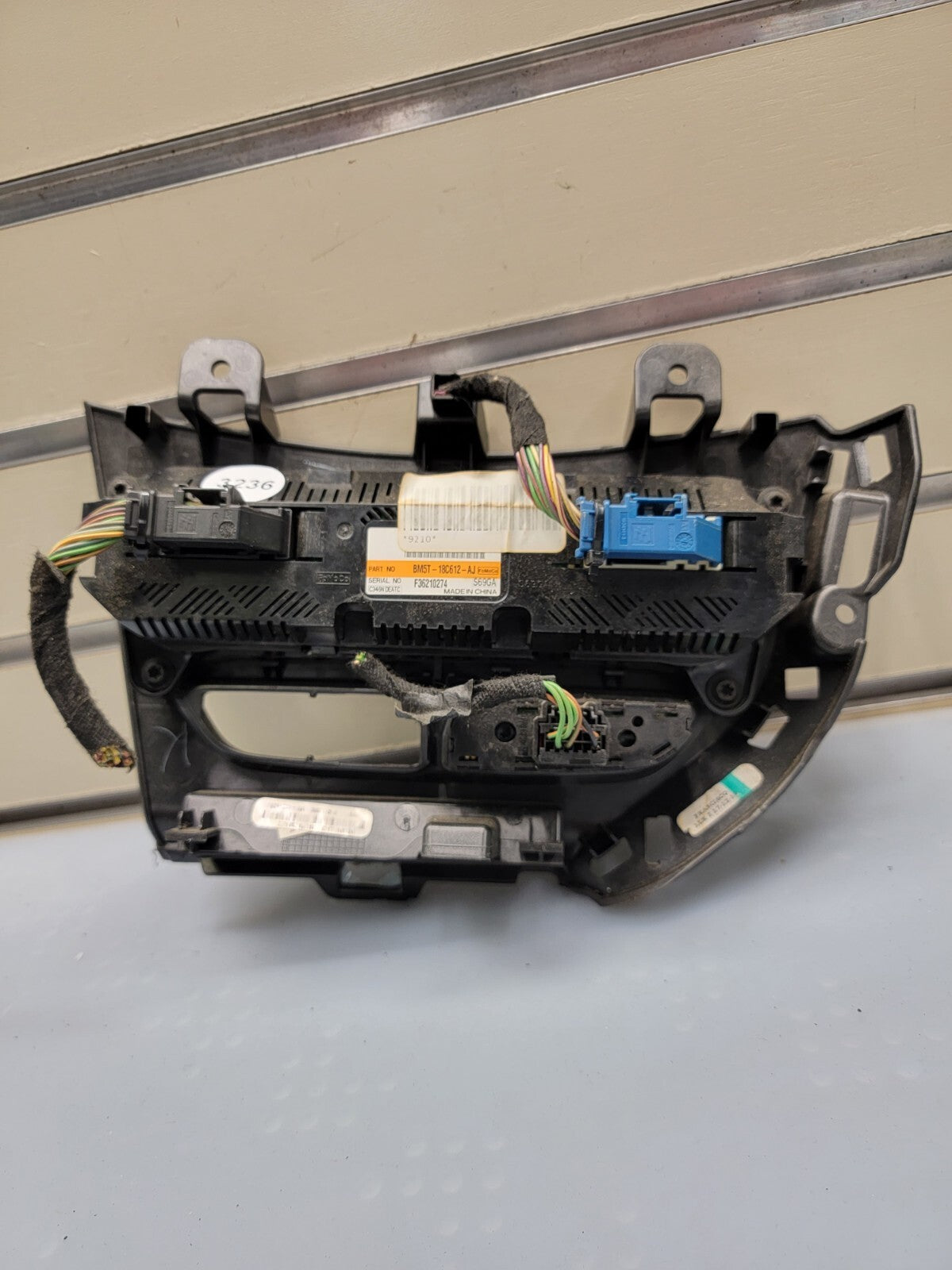 🔥12-14 FORD FOCUS A/C HEATER CLIMATE CONTROL Dash Bezel Temperature Tan OEM
