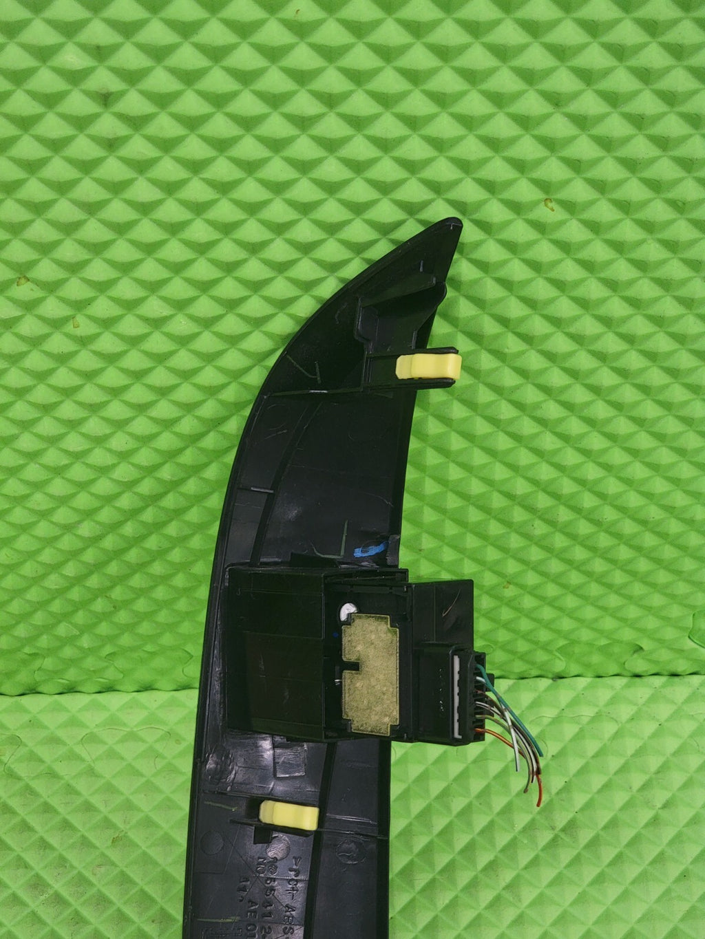 🔥04-08 Toyota Sienna Driver Left Radio Climate Bezel Trim w/Switches BLACK OEM