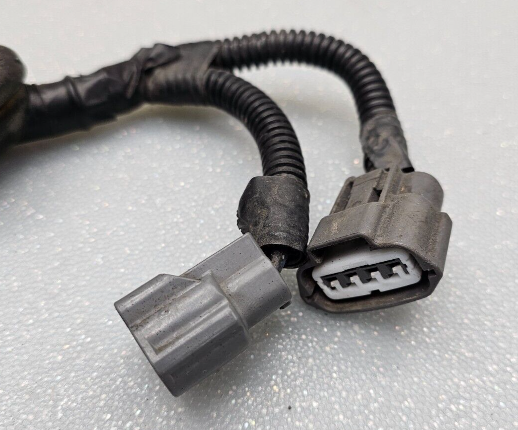 🔥00-04 Nissan Xterra Fuel Tank Sending Unit connector