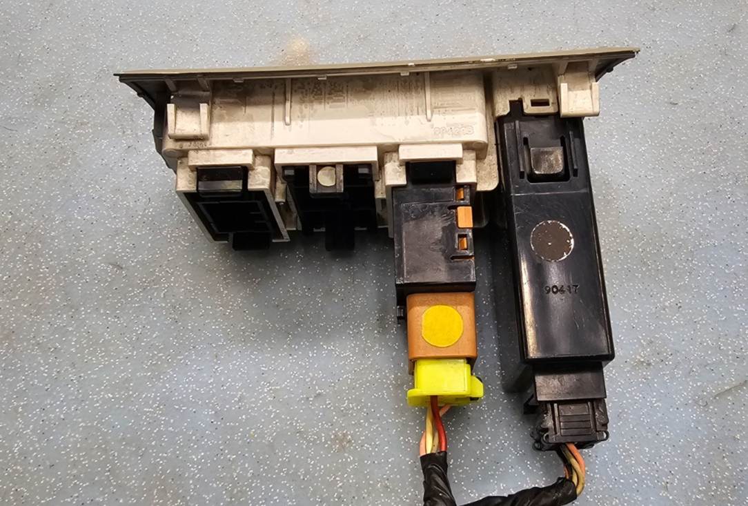 🔥2010-2013 KIA FORTE FORTE COUPE DASHLIGHT DIMMER TRACTION CONTROL SWITCH GRAY