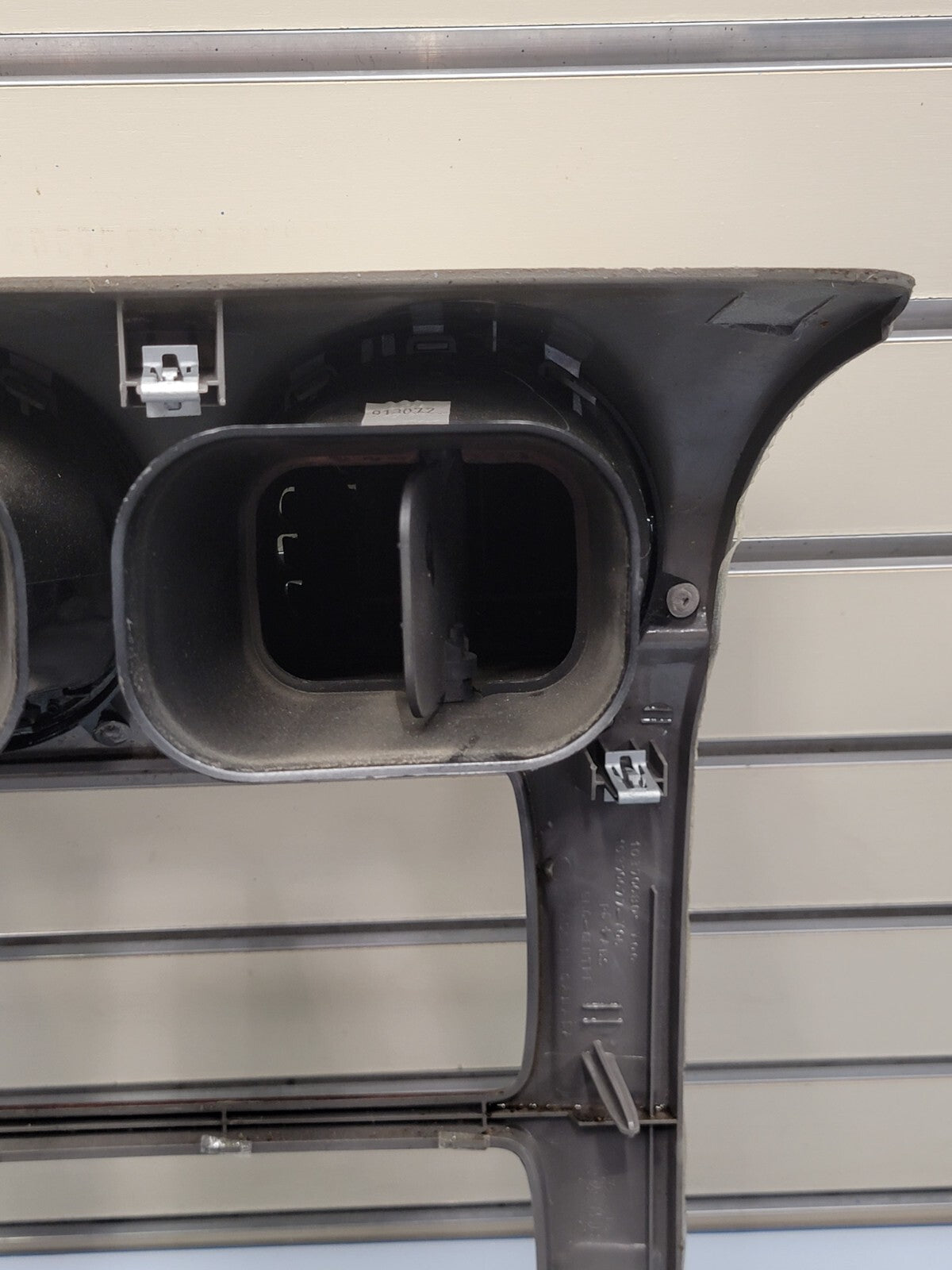 🔥03 - 08 GMC ENVOY XL WOODGRAIN FRONT UPPER RADIO DASH VENT BEZEL TRIM B45