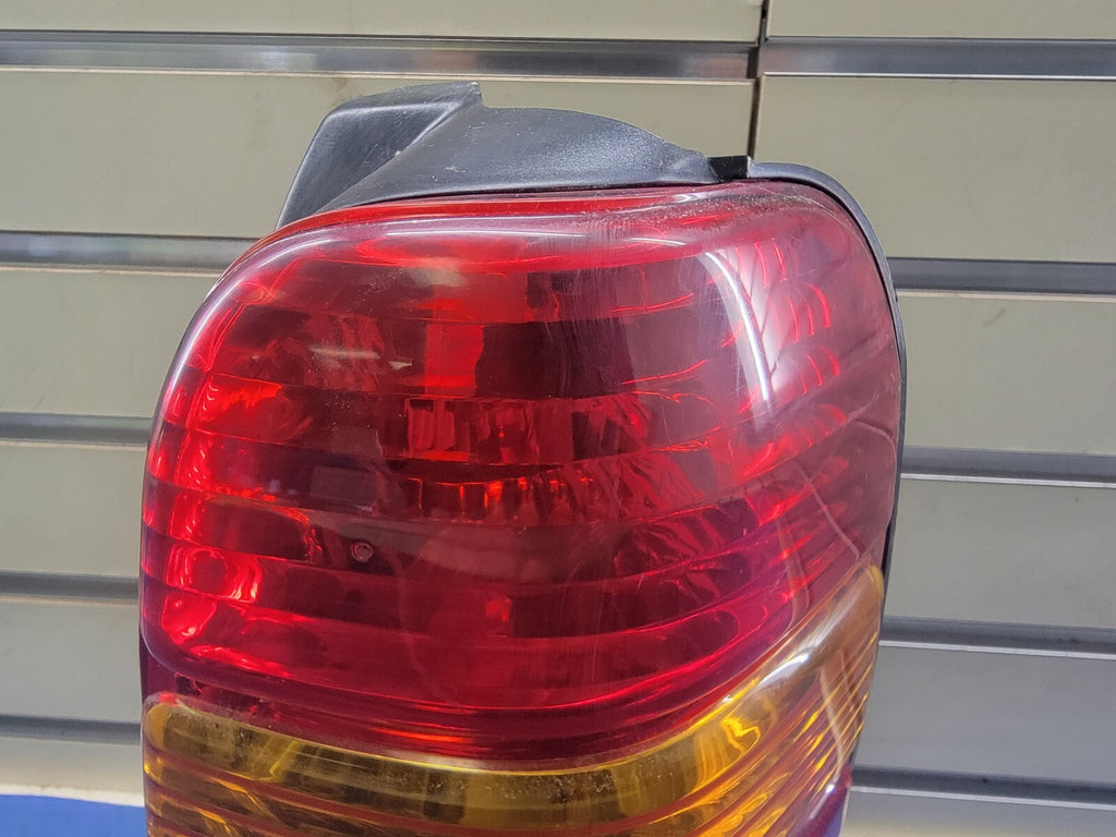 🔥01-07 Ford Escape Rear left driver Side Tail Light Lamp Assembly Chrome OEM