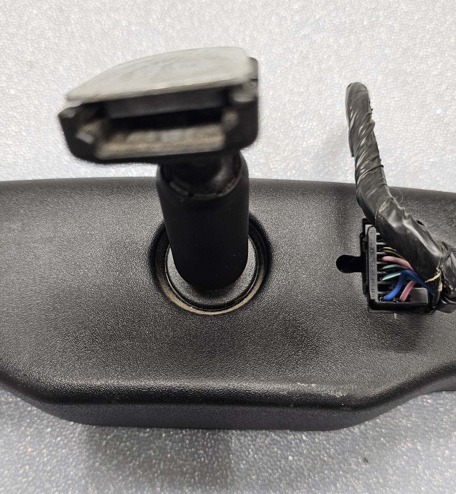🔥06-10 Outlook Equinox Torrent VUE OnStar Rear View Mirror Auto Dimming Compass