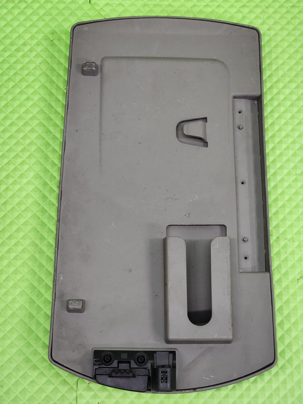 04-07 NISSAN ARMADA TITAN ARMREST CENTER CONSOLE ARM REST LID OEM TAN-BLACK