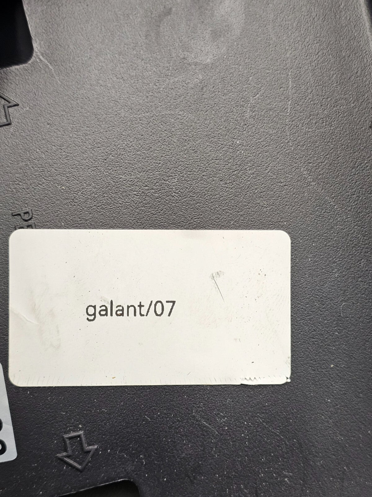 🔥04-08 Galant Center Console Lid Box Arm Rest Storage Top Pad Leather Black OEM