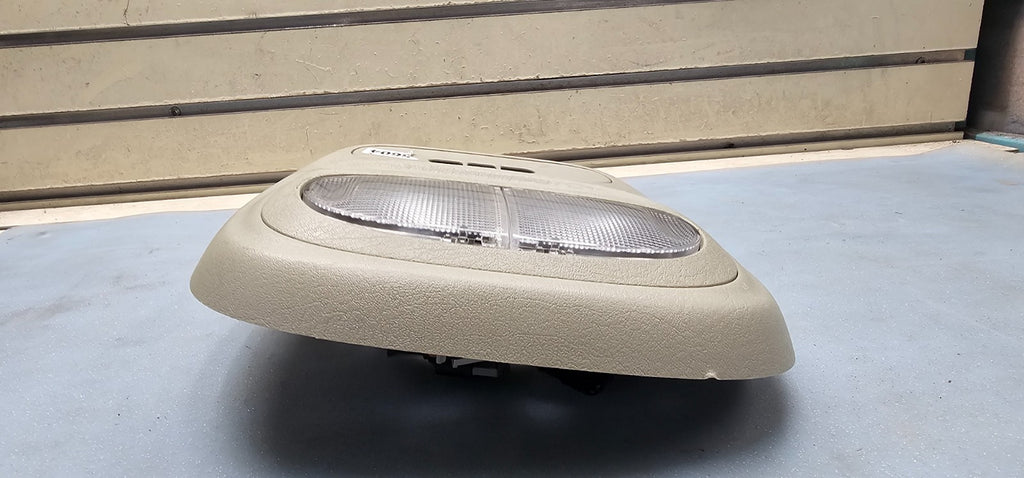🔥02-09 TRAILBLAZER ENVOY OVERHEAD CONSOLE DOME LIGHT MAP STORAGE ASSEMBLY TAN