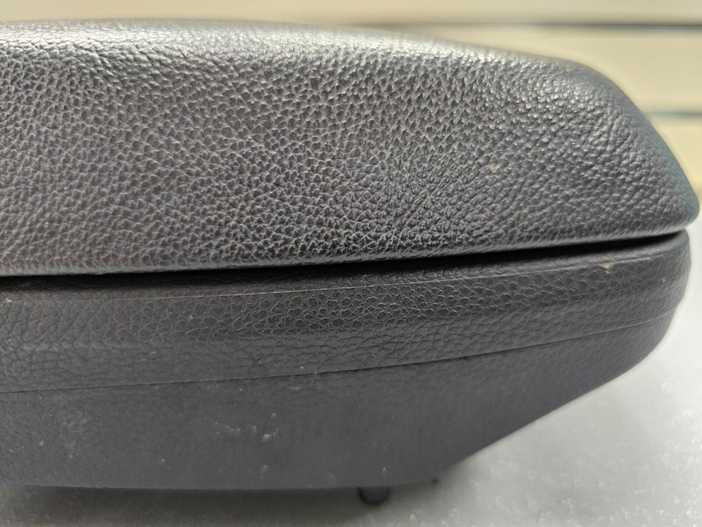 🔥13-17 ELANTRA GT Front Console Lid Floor Armrest Top Pad Cover Assembly Black
