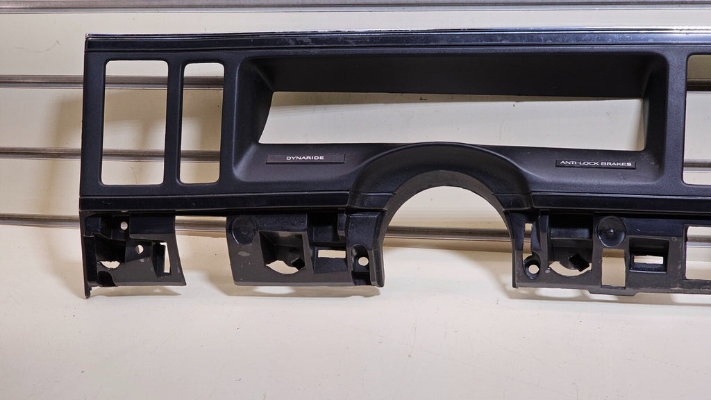 🔥96-99 BUICK LESABRE DASH SPEEDOMETER INSTRUIMENT CLUSTER BEZEL TRIM PANE BLACK