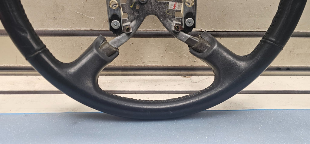 🔥99-02 Silverado Tahoe Suburban Blazer SONOMA Steering Wheel Leather black