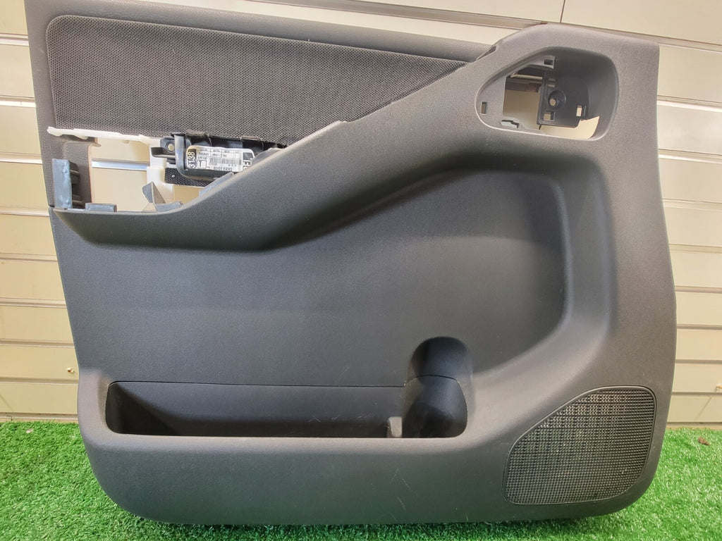 🔥2005 - 2012 Nissan Pathfinder Door Panel  Front Left [FL LH Driver] DARK GRAY