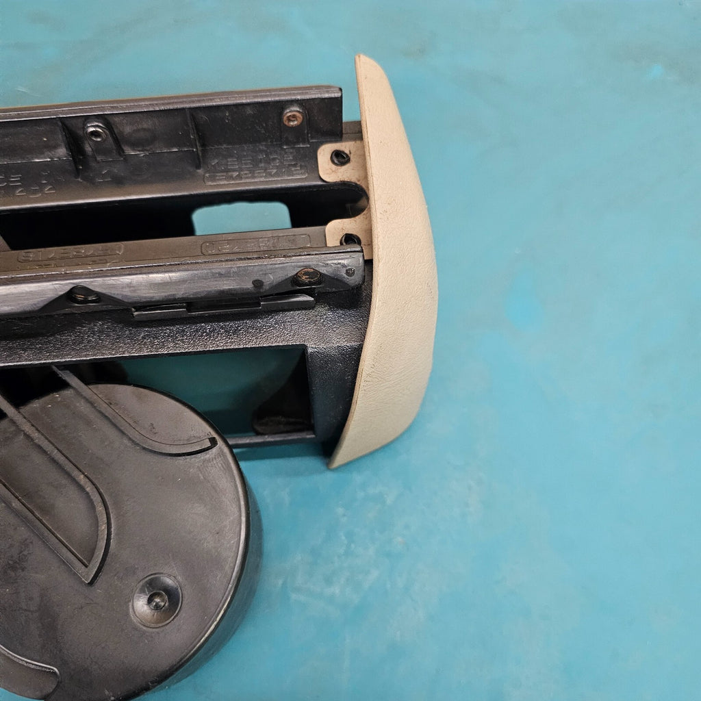 🔥1995-1999 CHEVROLET GMC TRUCK SILVERADO C/K Dash DUAL Cup Holder TAN CH1