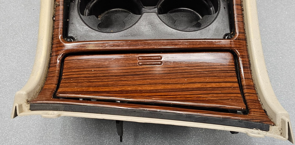 🔥01-02 Cadillac Escalade Lower Center Console Woodgrain Cup Holder Bezel