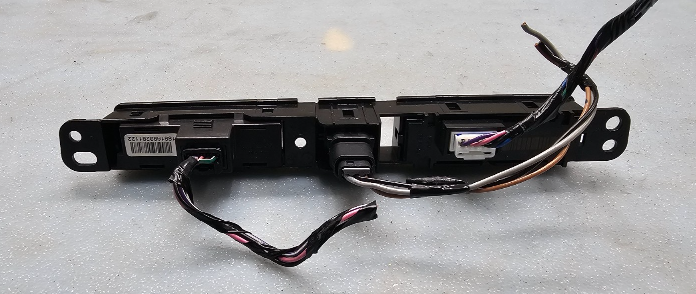 09-12 Chevrolet Traverse Center Dash Panel Hazard Control Switch Unit OEM SW55