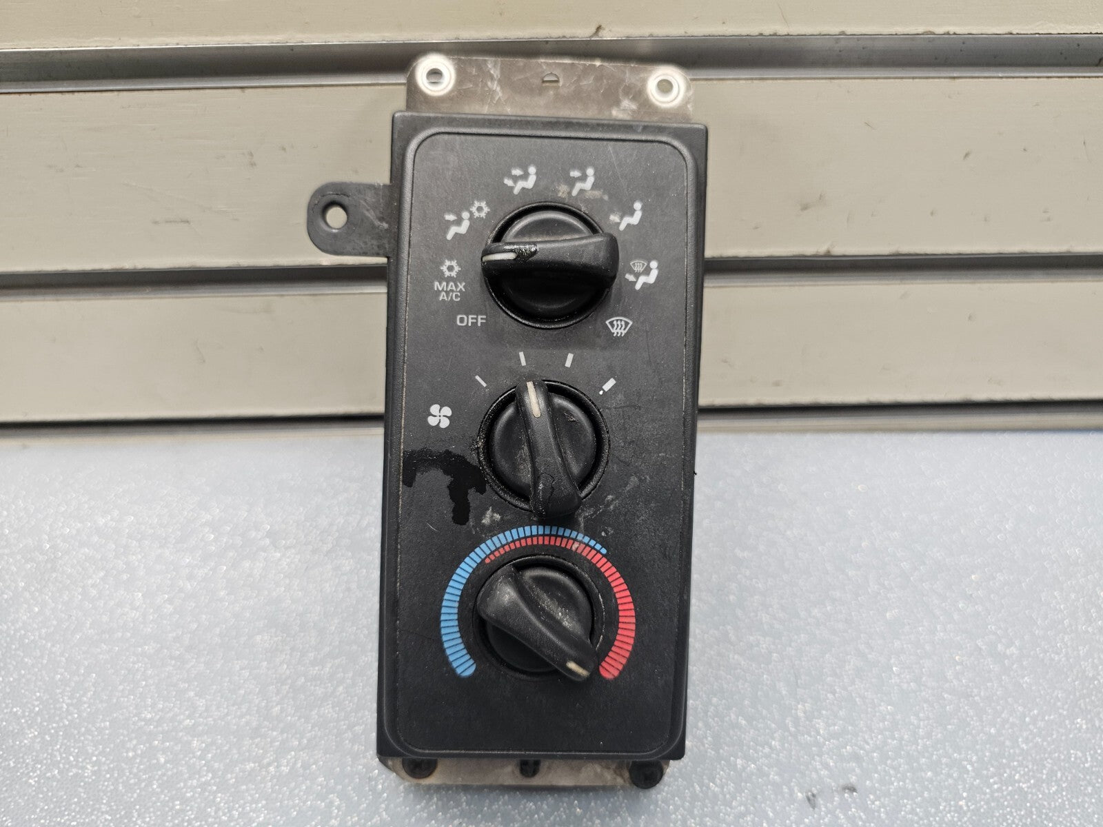 98-01 Dodge RAM Dash AC Heater CLIMATE Temperature Control Conditioner Assembly