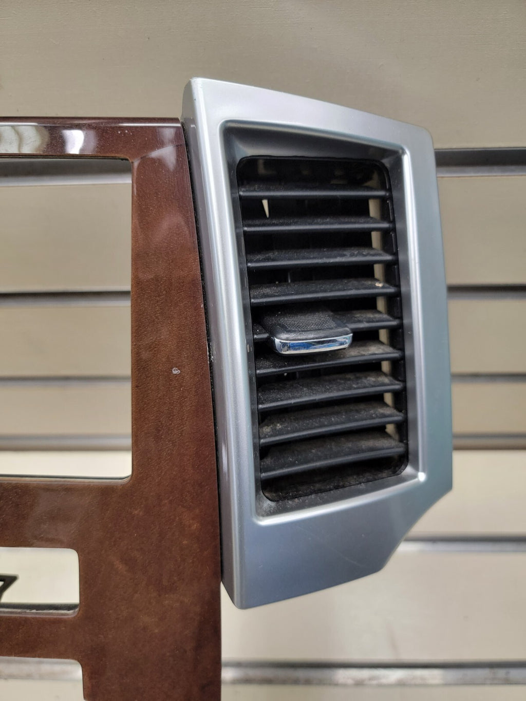 🔥2008-2010 Jeep Grand Cherokee Radio Bezel Center Dash Trim Temperature Control