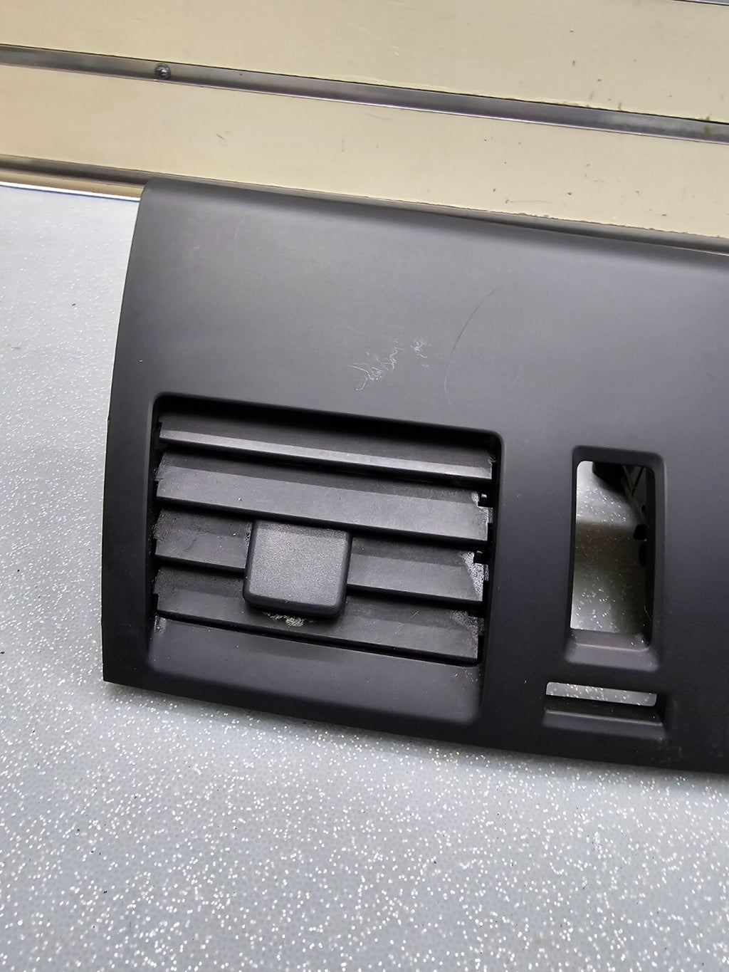 🔥10-13 MAZDA 3 CENTER DASH AIR VENT BEZEL A/C HEATER TEMPERATURE  PANEL BLACK