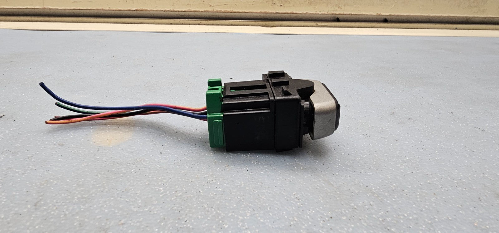 🔥04-08 Lincoln Town Car Ford F150 Front RIGHT PASSENGER POWER DOOR LOCK SWITCH
