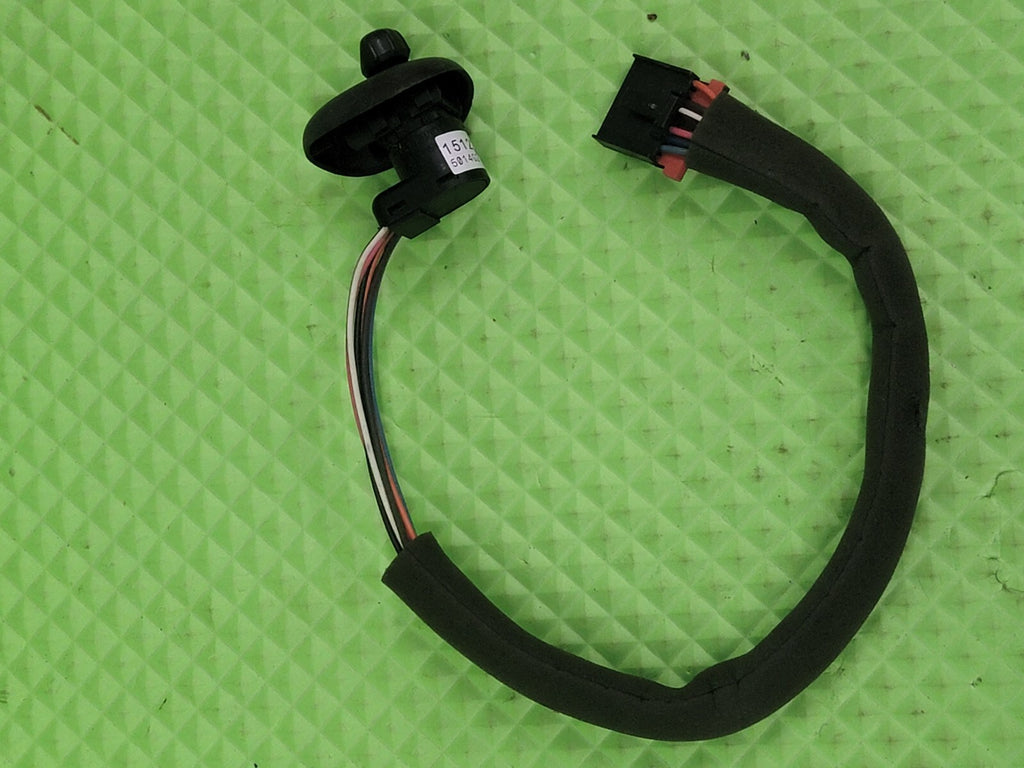 🔥02-04 Chevrolet Trailblazer Door Remote Mirror Switch SSR STANDARD BLACK SW7