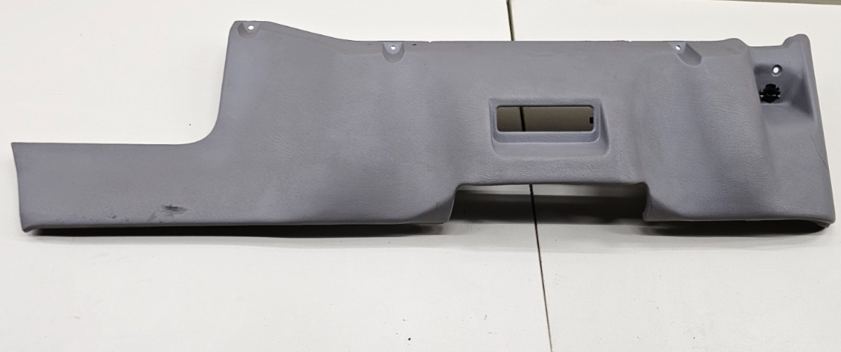 🔥95-99 Chevrolet GM Silverado Lower Bolster Dash Trim Panel Vent GRAY OEM