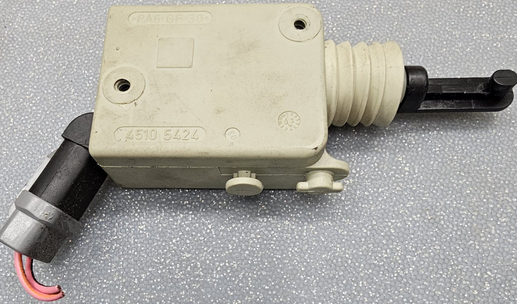 01-04 FORD ESCAPE MAZDA TRIBUTE REAR LIFTGATE LOCK LATCH ACTUATOR OEM/FE