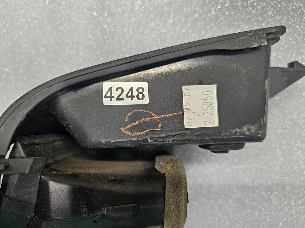 05-15 NISSAN TITAN ARMADA QX56 DASH FRONT CENTER LEFT AIR VENT HEATER TRIM BLACK