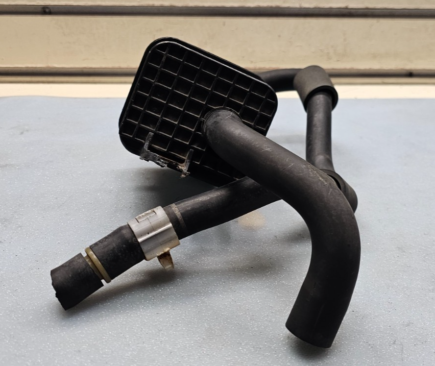 🔥98-02 ACCORD 4 CYLINDER FUEL VAPOR CHARCOAL EVAP EMMISION CANISTER ASSEMBLY