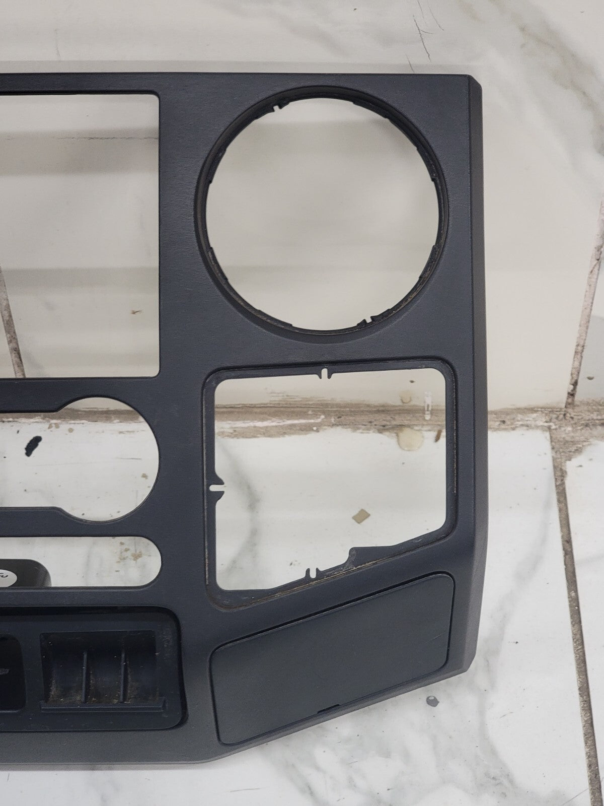 🔥2008-2010 Ford F-250 F-350 Super Duty Radio Dash Bezel Black OEM