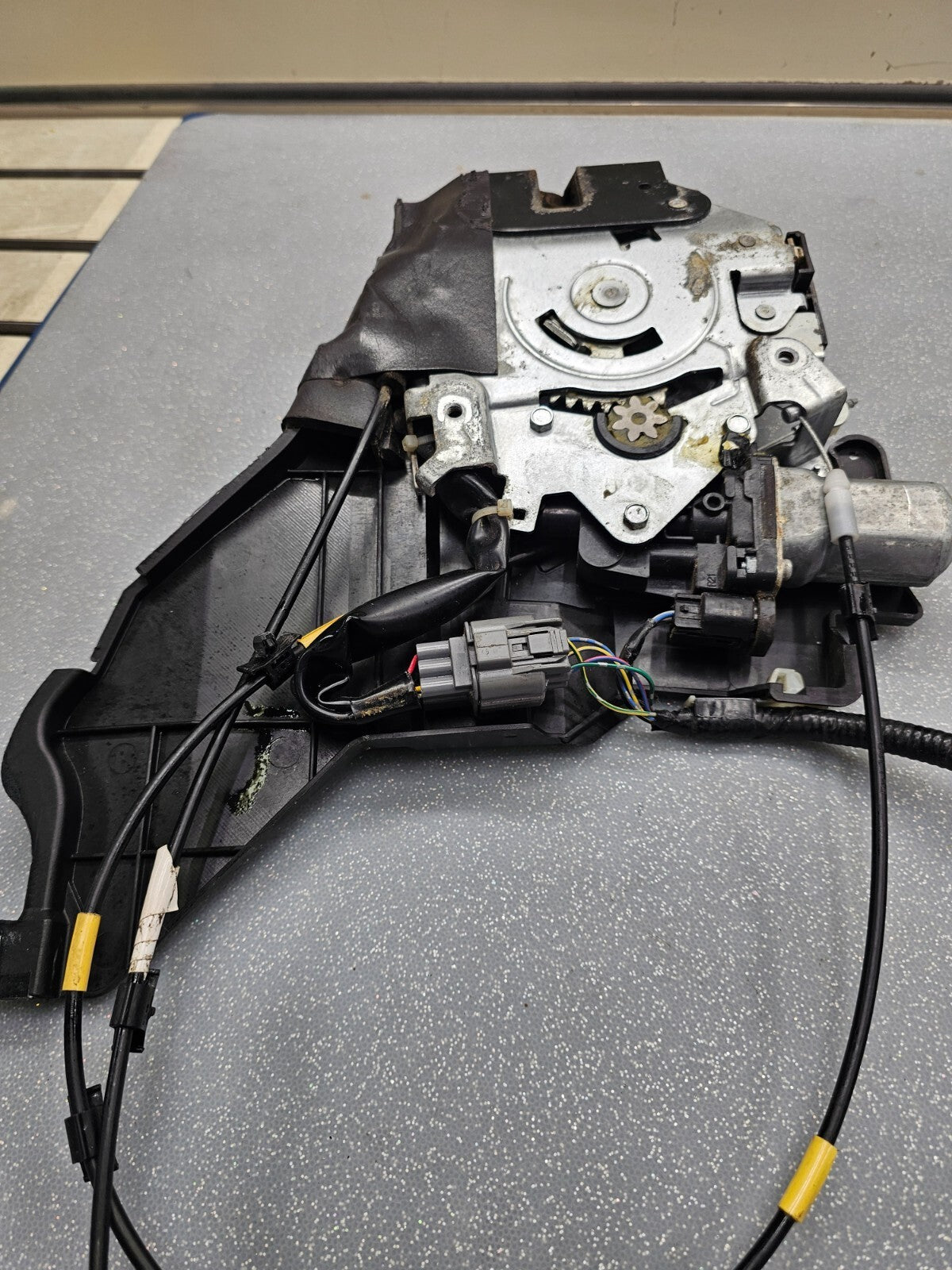 🔥2005 - 2010 HONDA ODYSSEY Sliding Door Lock Latch Actuator Rear Right RH OEM
