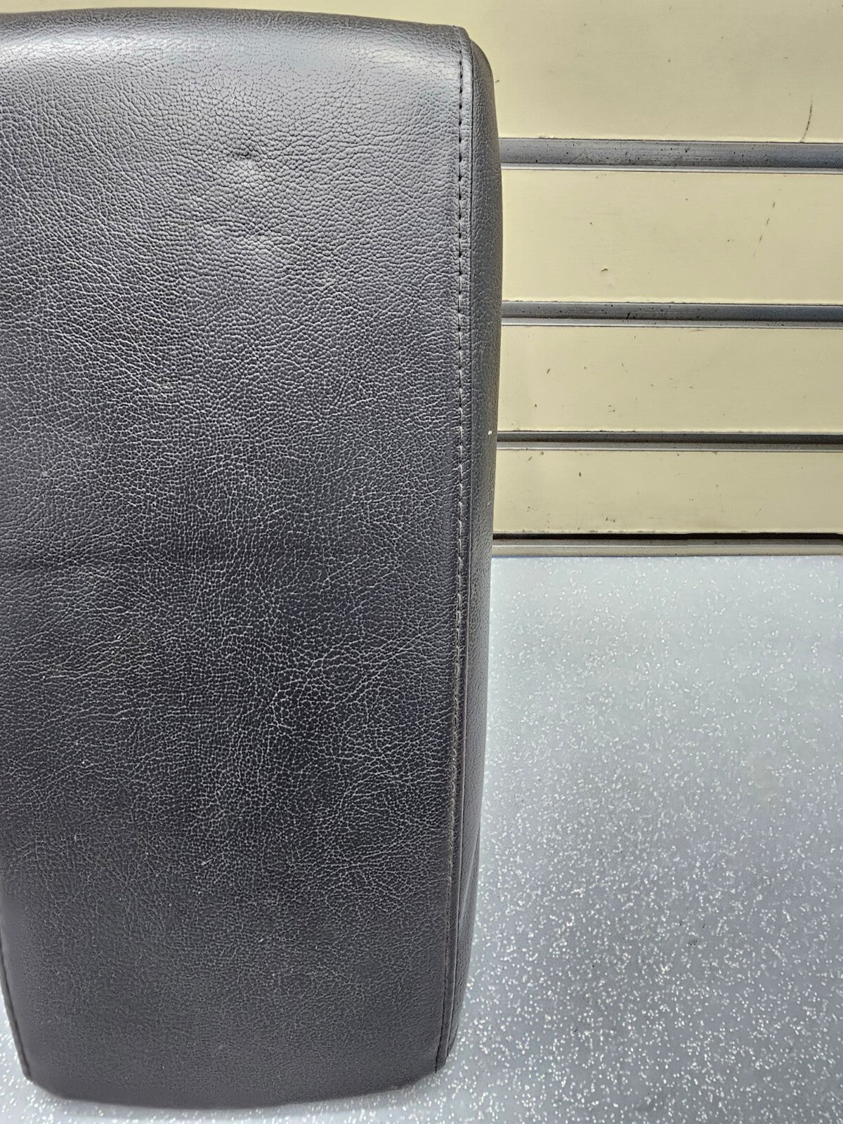 07-12 Nissan Altima Center Console Lid Arm Rest Top Leather Cover Assembly Black