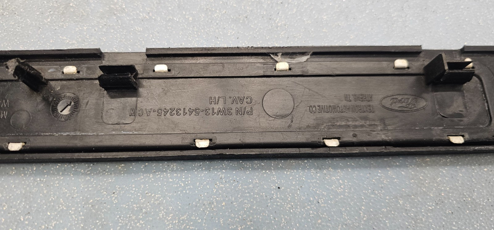🔥2003-2011 Lincoln Town Car OEM Genuine Interior Trim Door Sill Plate