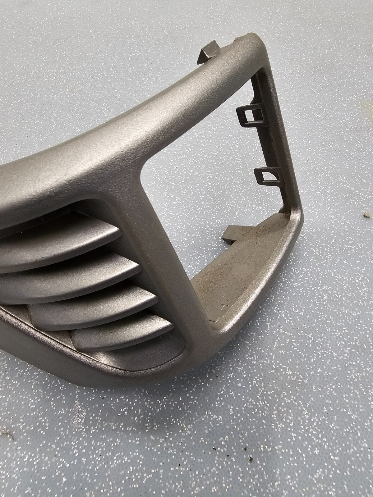 🔥2004-2012 Chevy Colorado GMC Canyon Dash Outer Air Vent LH Driver Side silver