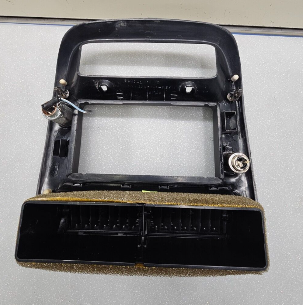 🔥95-10 Ranger EXPLORER Radio Center Dash Bezel🔴2 Lighter Air Vents BLACK B2