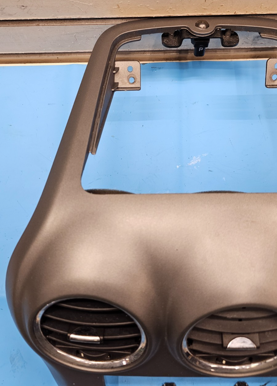 🔥08-10 Saturn Vue Center Dash Radio Stereo Display Bezel Trim Panel DK TAN B31