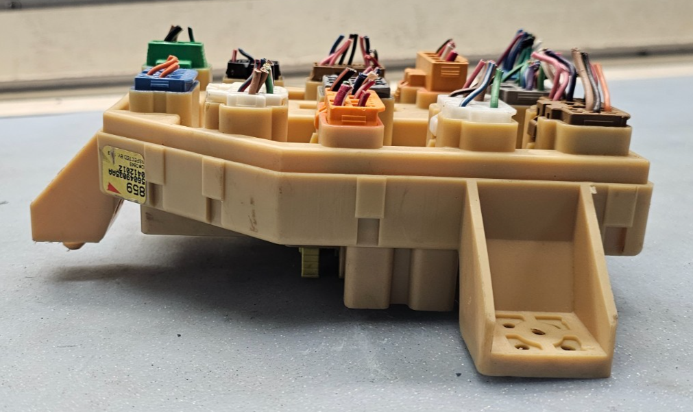 🔥2001 DAKOTA DURANGO DASH JUNCTION RELAY FUSE BOX ITEGRATED POWER MODULE BLOCK